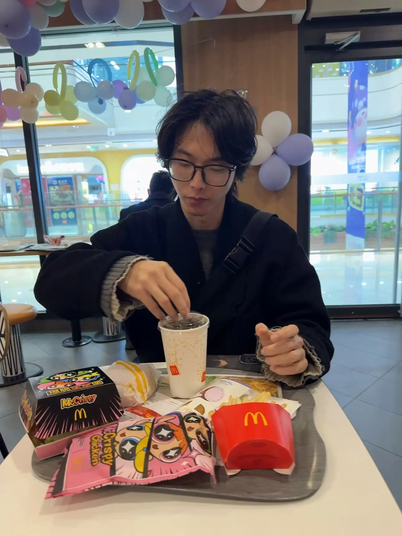 吃麦当劳